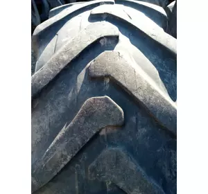 Бу шина на навантажувач 17.5R24 (460/70R24) Alliance Бу шина на навантажувач 17.5R24 (460/70R24) Alliance